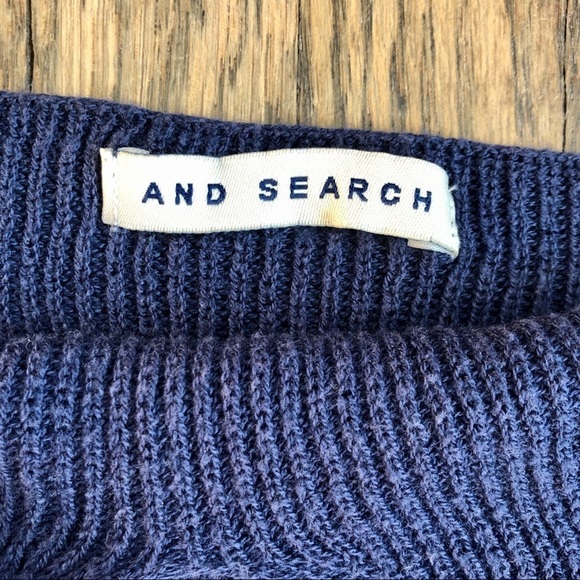 ✨3/$30✨Navy Blue Knit Cropped Tank Top | M​​ - Picture 7 of 7